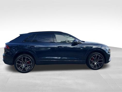 2023 Audi Q8 55 Premium Plus