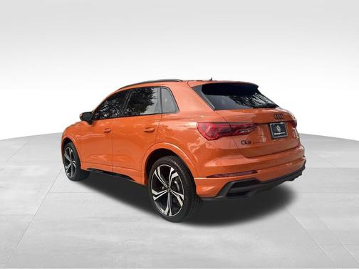 2023 Audi Q5 45 S line Premium