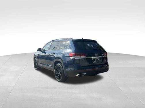 2023 Volkswagen Atlas 3.6L SE w/Technology