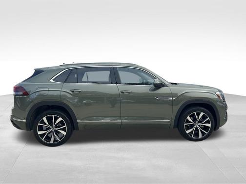 2026 Volkswagen Atlas Cross Sport 2.0T SEL Premium
