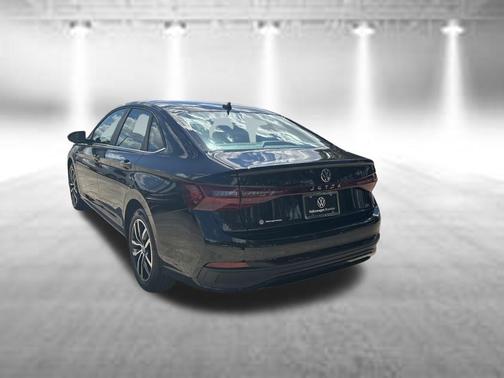 Deep Black 2026 Volkswagen Jetta 1.4T SE