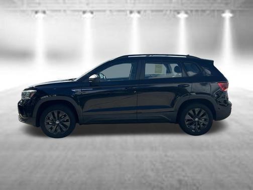 Deep Black 2023 Volkswagen Taos 1.5T S