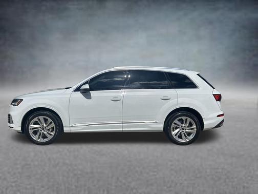 Glacier White Metallic 2023 Audi Q7 55 Premium Plus