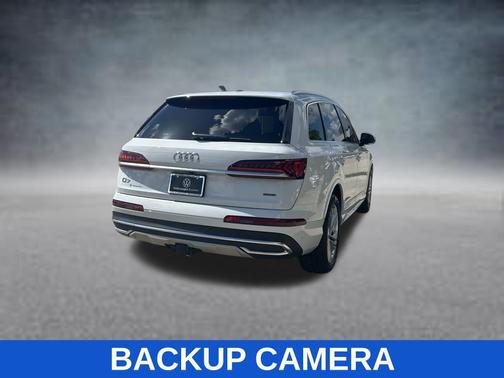 Glacier White Metallic 2023 Audi Q7 55 Premium Plus