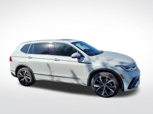 2022 Volkswagen Tiguan 2.0T SEL R-Line 4MOTION