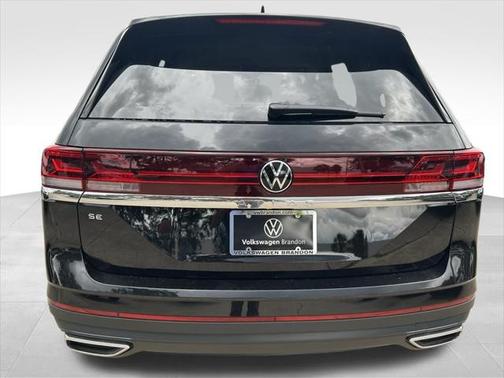 2025 Volkswagen Atlas 2.0T SE