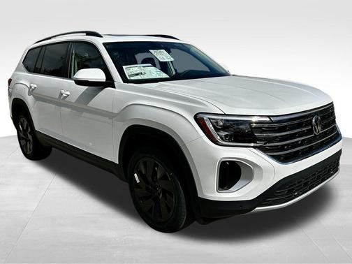 opal white pearl 2026 Volkswagen Atlas 2.0T SE w/Technology
