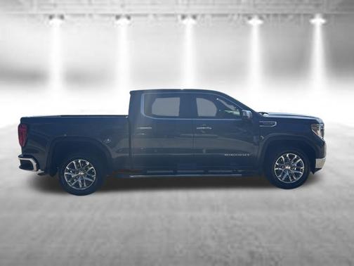 Sky 2021 GMC Sierra 1500 SLT