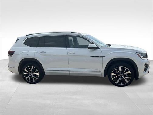 2025 Volkswagen Atlas 2.0T SEL Premium R-Line 4MOTION