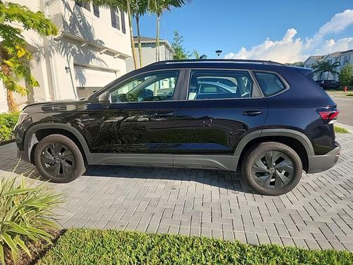 2025 Volkswagen Taos 1.5T S