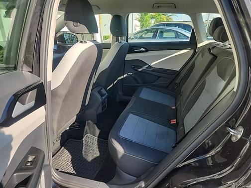 2025 Volkswagen Taos 1.5T S