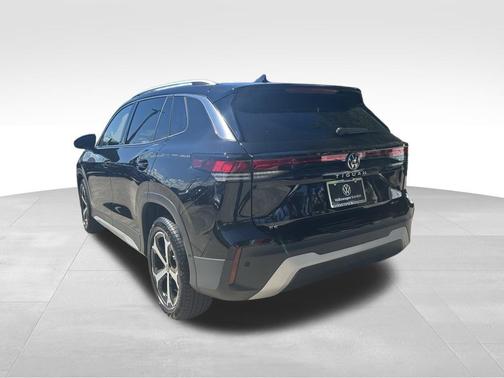 2025 Volkswagen Tiguan 2.0T SE 4MOTION