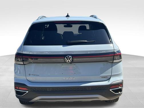 2025 Volkswagen Taos 1.5T SEL