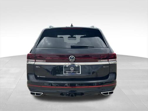2025 Volkswagen Atlas 2.0T SEL Premium R-Line 4MOTION