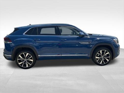 2025 Volkswagen Atlas Cross Sport 2.0T SEL Premium