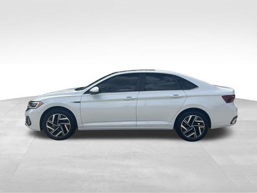 Opal White Pearl 2023 Volkswagen Jetta 1.5T SEL