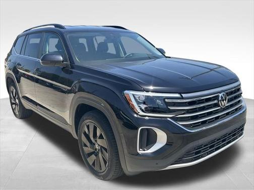 2025 Volkswagen Atlas 2.0T SE w/Technology 4MOTION