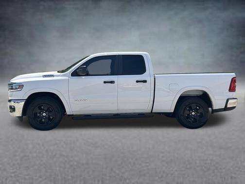 Bright White Clearcoat 2025 RAM 1500 Big Horn/Lone Star