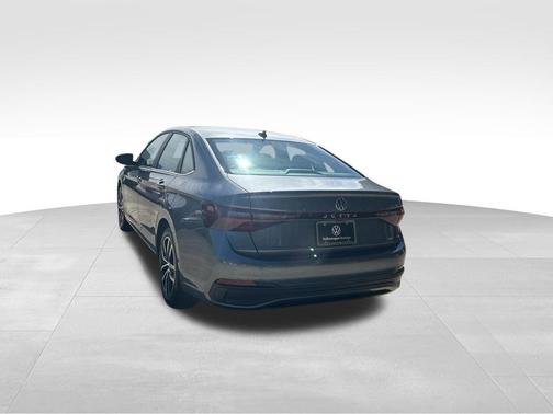 2026 Volkswagen Jetta 1.4T SE