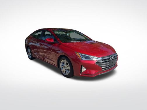 Scarlet Red Pearl 2020 Hyundai ELANTRA SEL