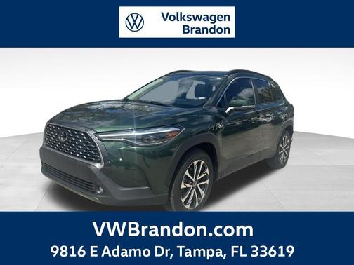 2022 Toyota Corolla Cross XLE