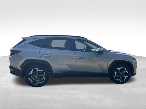 Shimmering Silver 2023 Hyundai TUCSON Limited