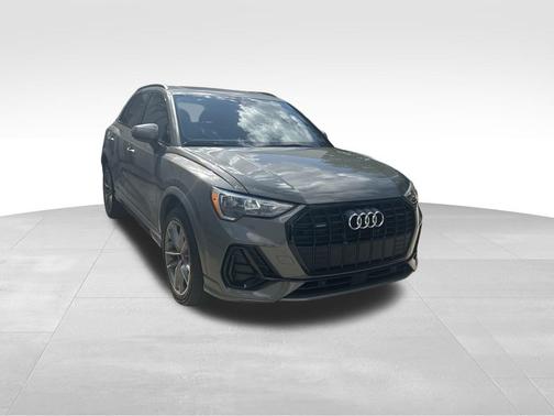 2022 Audi Q3 Premium