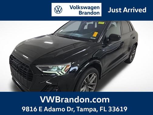 2023 Audi Q3 Premium 45 TFSI S line quattro Tiptronic