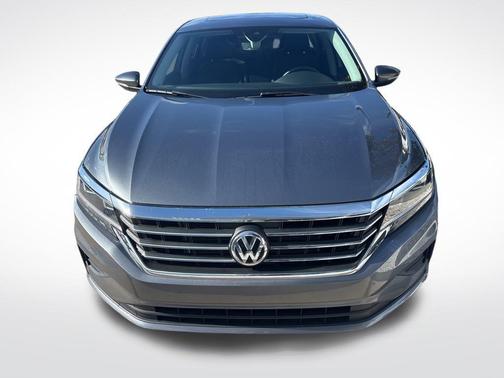 2022 Volkswagen Passat 2.0T SE