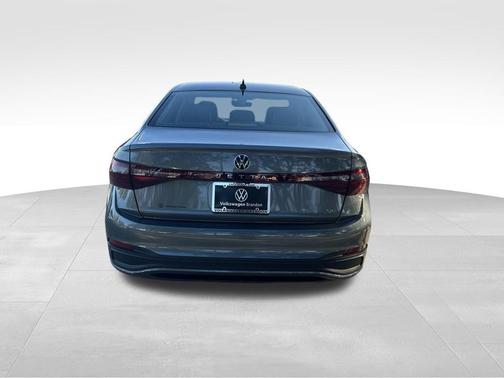 2026 Volkswagen Jetta 1.4T SE