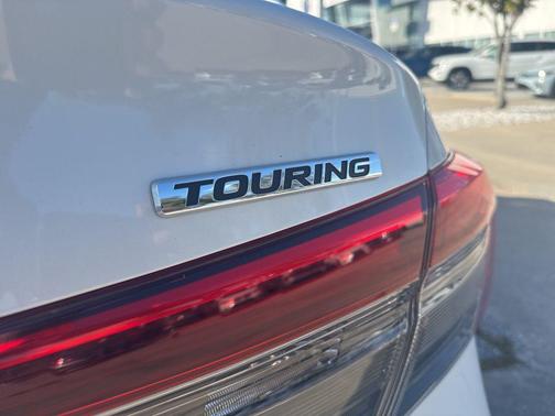 2022 Honda Civic Touring