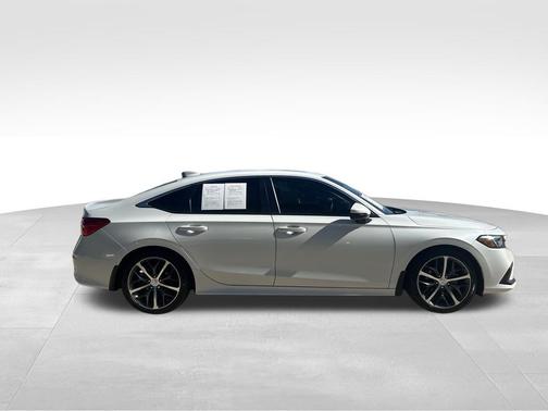 2022 Honda Civic Touring