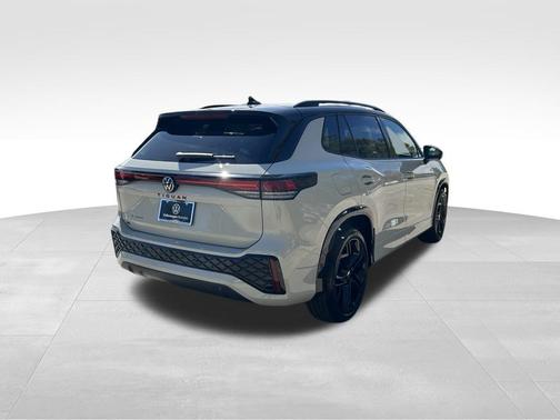 sandstone with deep black roof 2026 Volkswagen Tiguan 2.0T SE R-Line Black