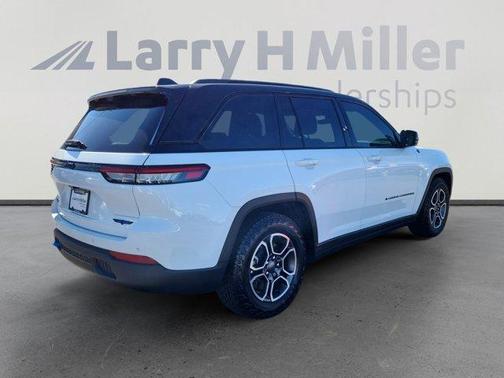 2024 Jeep Grand Cherokee 4xe Trailhawk