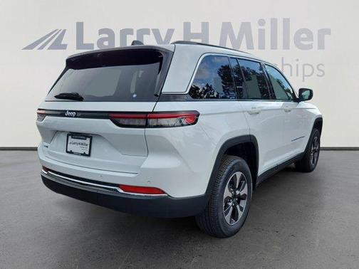 2025 Jeep Grand Cherokee 4xe Base