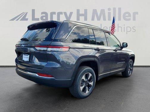 2025 Jeep Grand Cherokee 4xe Base