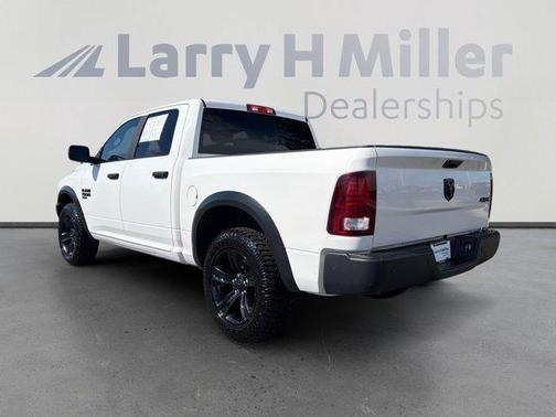 Bright White Clearcoat 2024 RAM 1500 Classic SLT