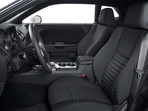 2014 Dodge Challenger SXT