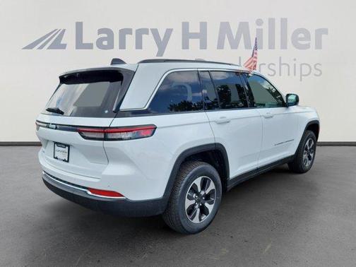 2025 Jeep Grand Cherokee 4xe Base