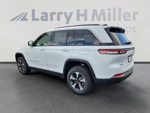 2025 Jeep Grand Cherokee 4xe Base
