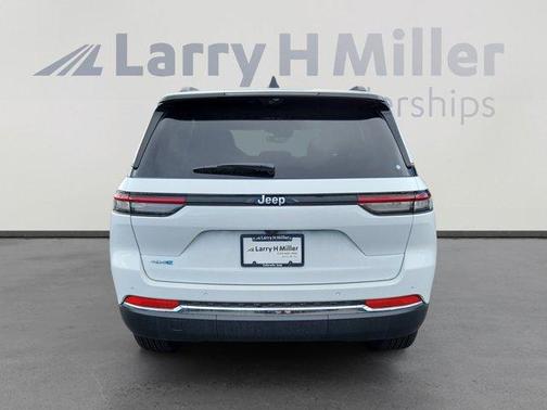 2025 Jeep Grand Cherokee 4xe Base