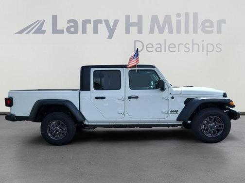 2025 Jeep Gladiator Sport