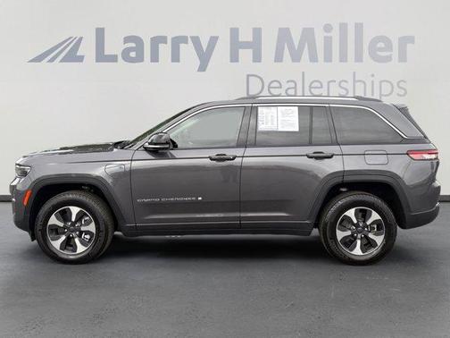 Metallic 2024 Jeep Grand Cherokee 4xe Base