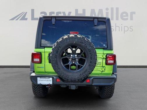 2025 Jeep Wrangler 4xe Sport