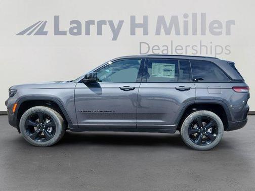 2025 Jeep Grand Cherokee Laredo
