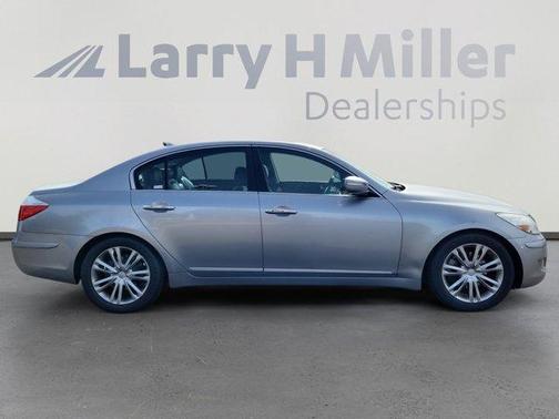 2011 Hyundai Genesis 3.8