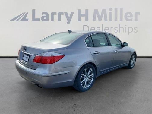 2011 Hyundai Genesis 3.8