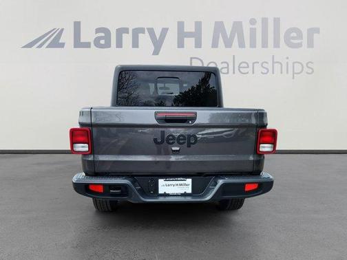 2023 Jeep Gladiator Sport