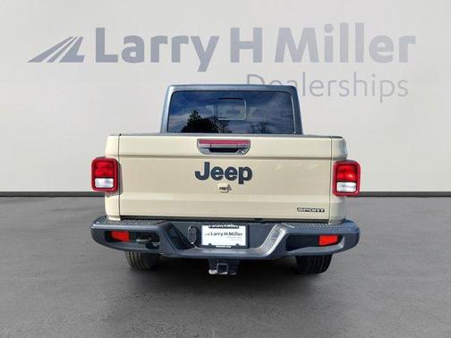 2020 Jeep Gladiator Sport