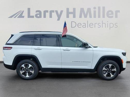 2025 Jeep Grand Cherokee 4xe Base